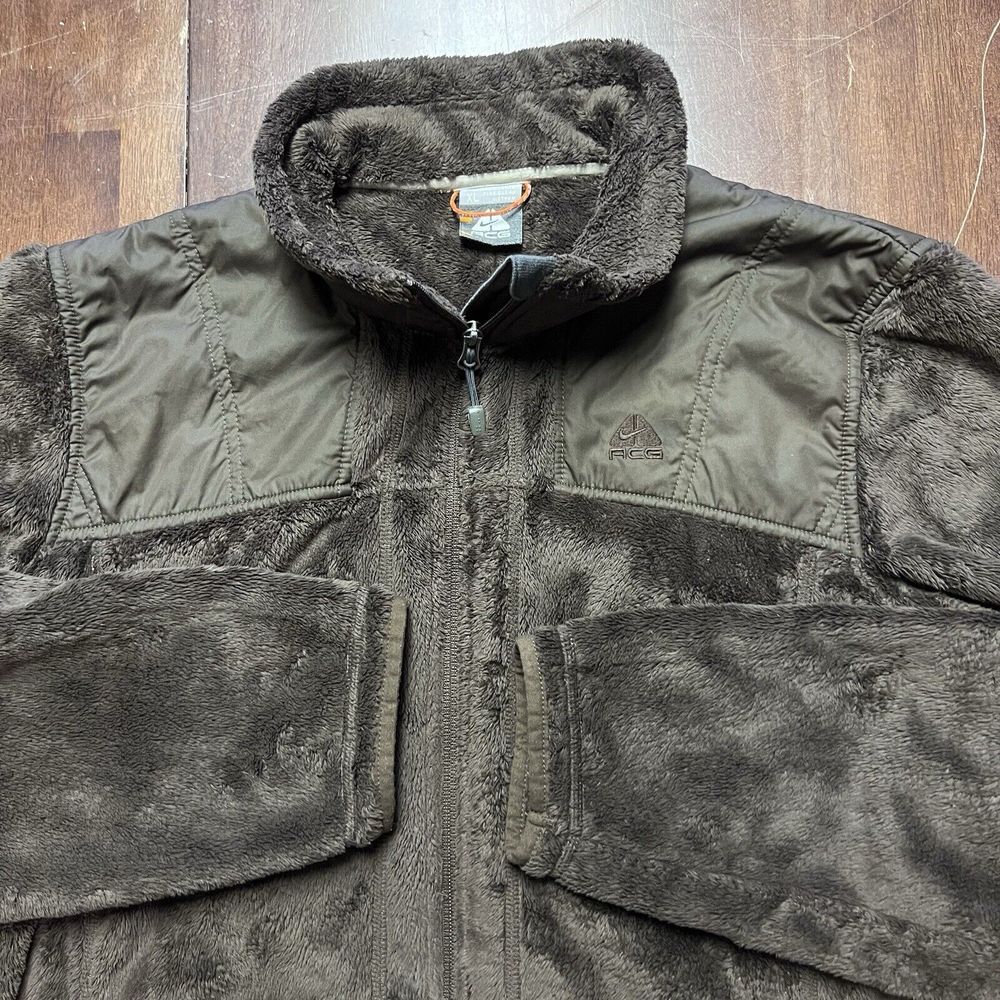 Vintage Nike ACG Women's Deep Pile‎ Fleece Jacket Full Zip Brown Size XL Warm